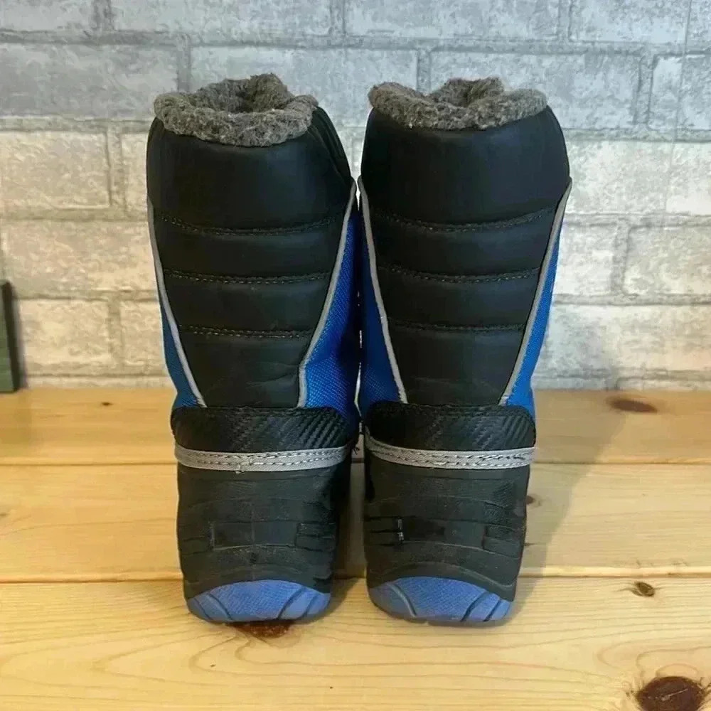 Big Kid Kamik Luke 2 Winter Boots, Size 4, Blue/Black - Picture 3 of 4
